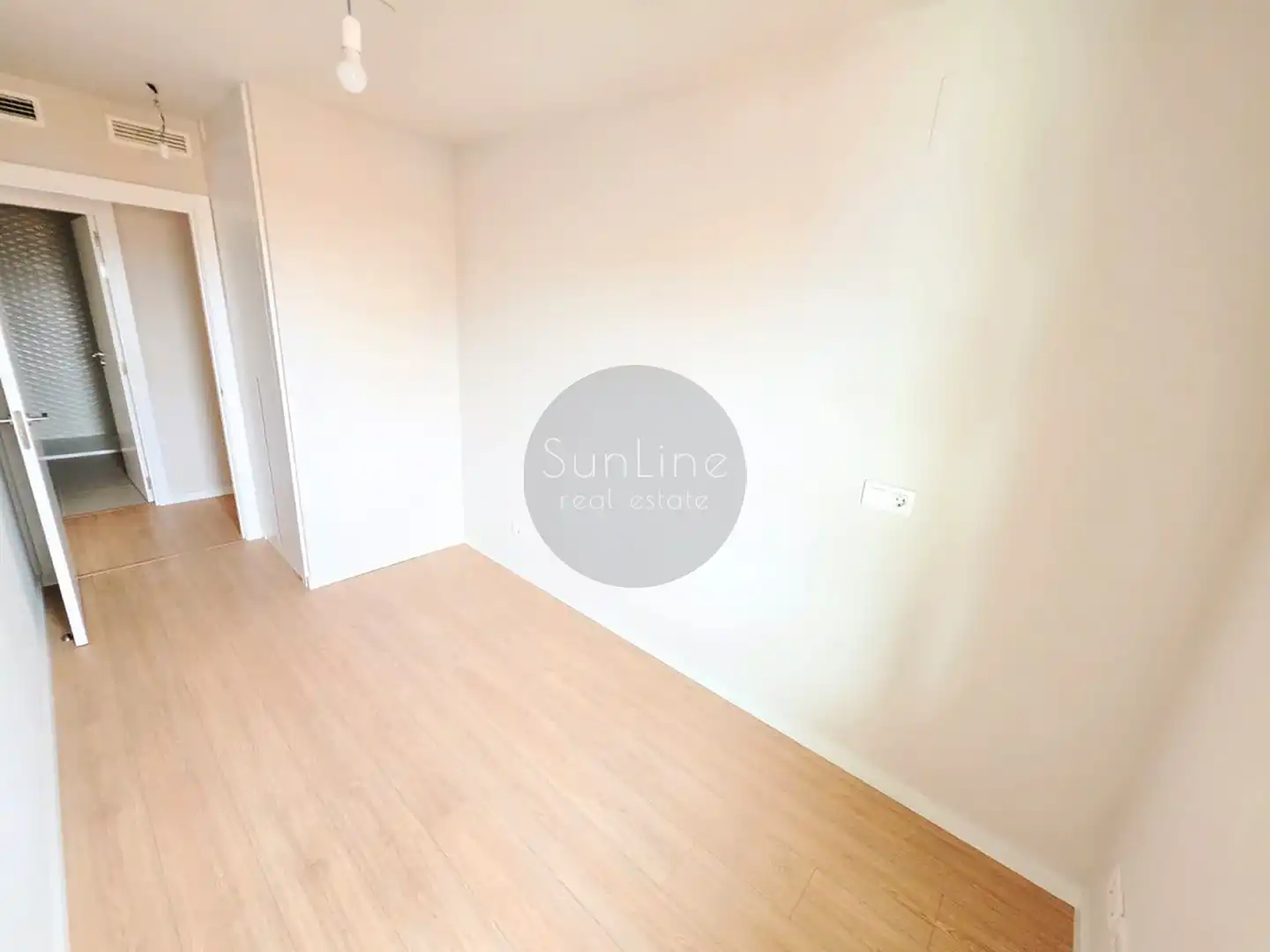 Appartamento con terrazza in affitto a Calle Doctor Domagk, imagen 13