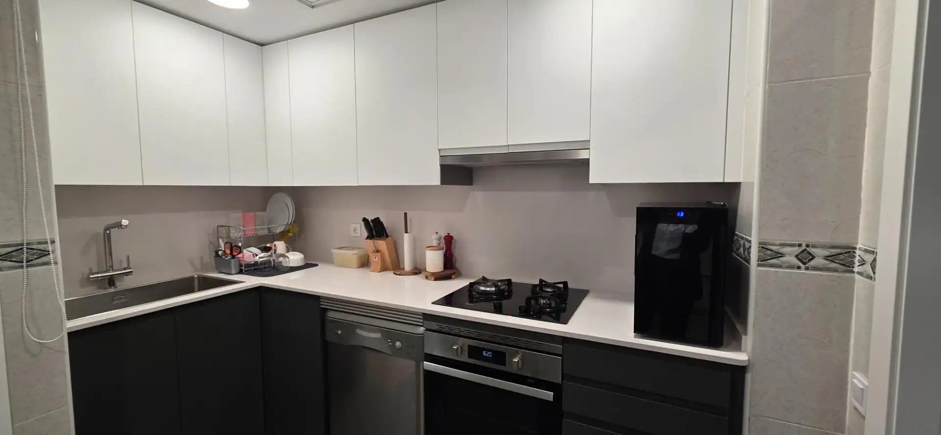 Cocina de Apartamento en venta en Sitges con Aire acondicionado, Calefacción y Jardín privado
