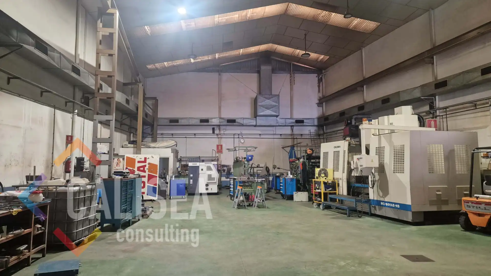 Industrial building for sale in Carrer Salvador Seguí "Noi del Sucre" 11, imagen 13