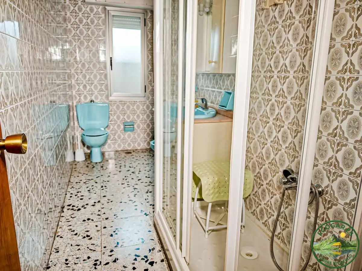 Baño de Casa o chalet en venta en Ponferrada con Calefacción, Jardín privado y Terraza