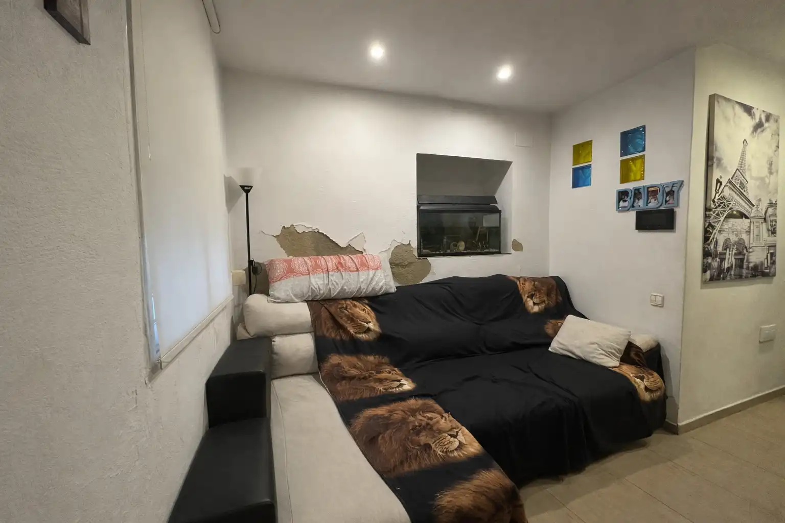 Living room of Country homes for sale in Ontinyent  with Air Conditioner and Heating