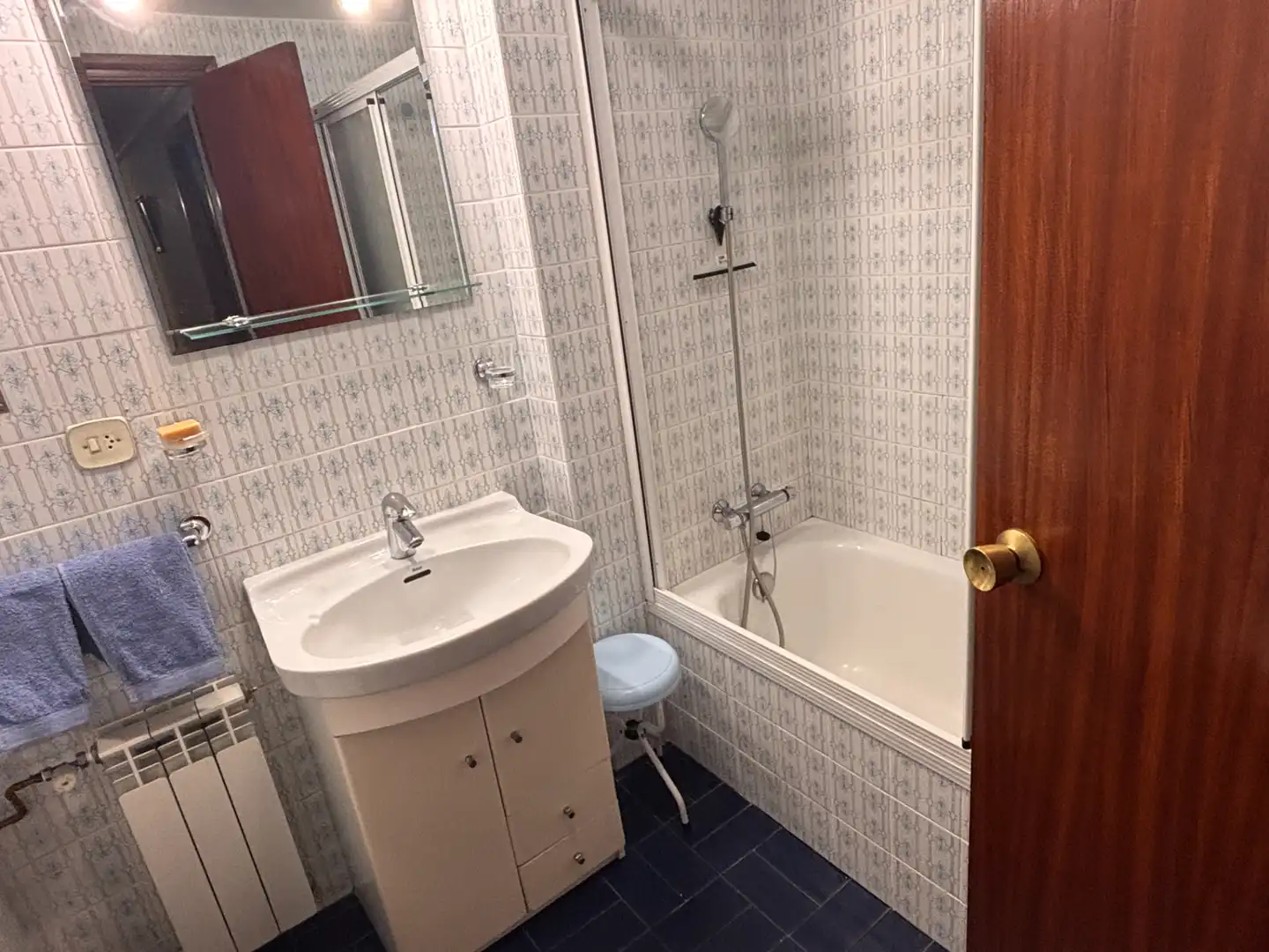 Baño de Piso en venta en Artziniega con Calefacción, Terraza y Trastero