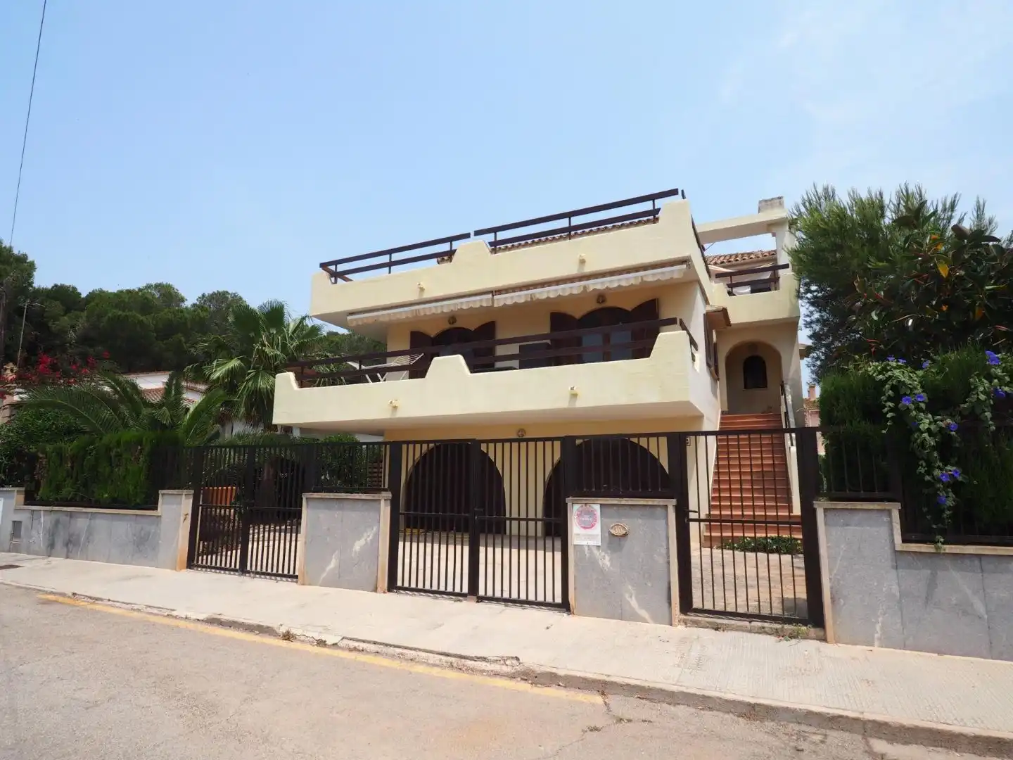 Villa mit Garten zum Verkauf in Clavell 10
