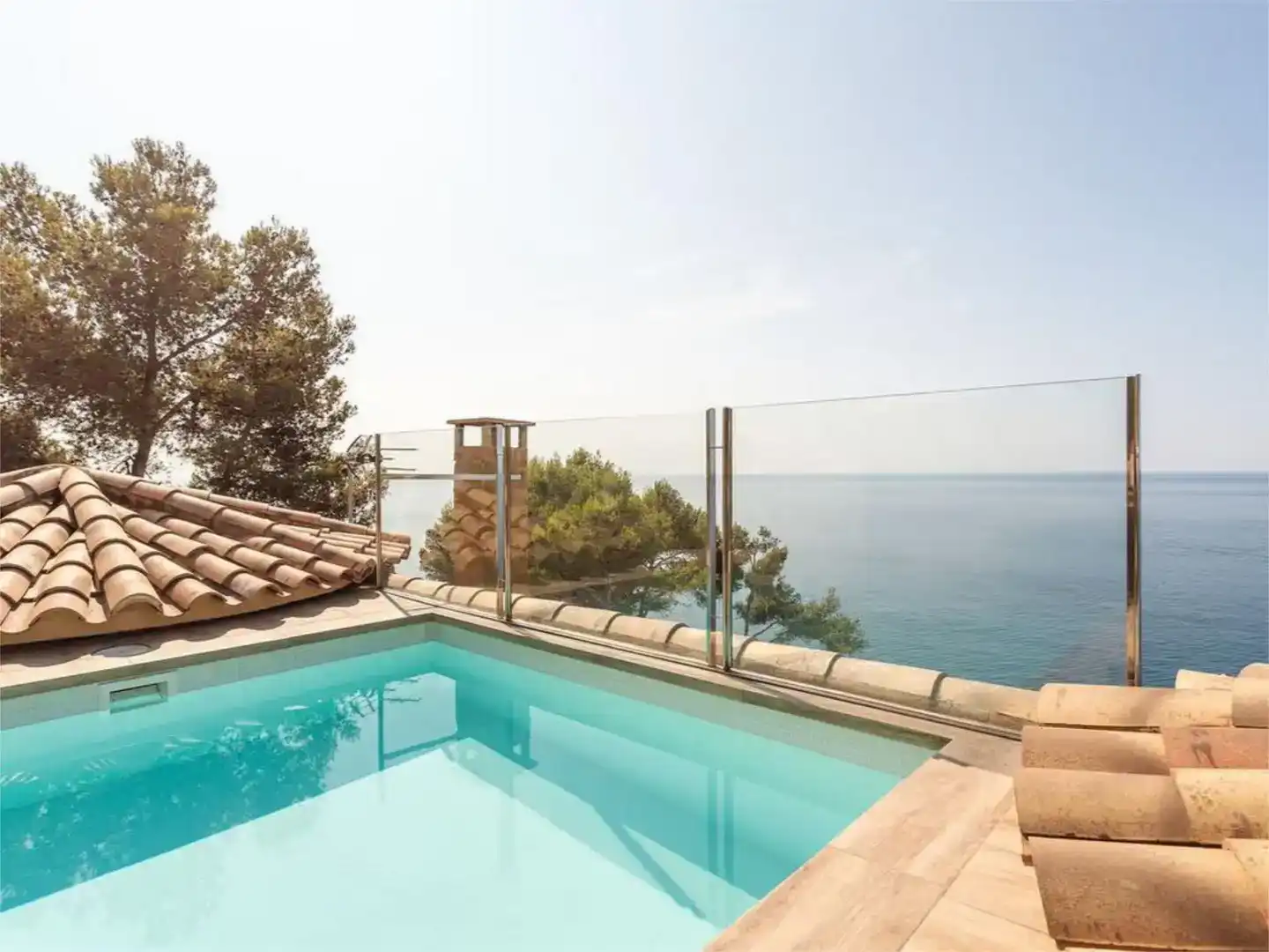 Piscina de Finca rústica de alquiler en Lloret de Mar con Aire acondicionado, Jardín privado y Piscina