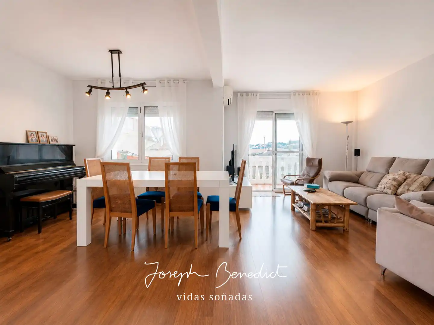 Dining room of Houses for sale in Castelldefels  with Air Conditioner, Heating and Private garden