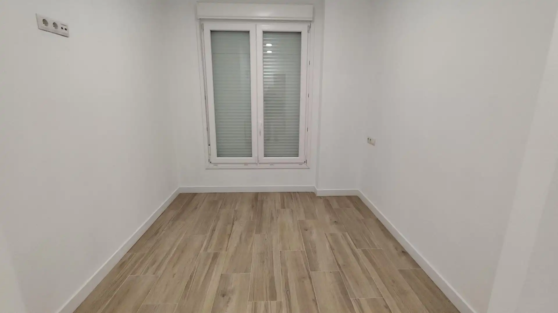 Bedroom of Flat for sale in Barakaldo   with Heating