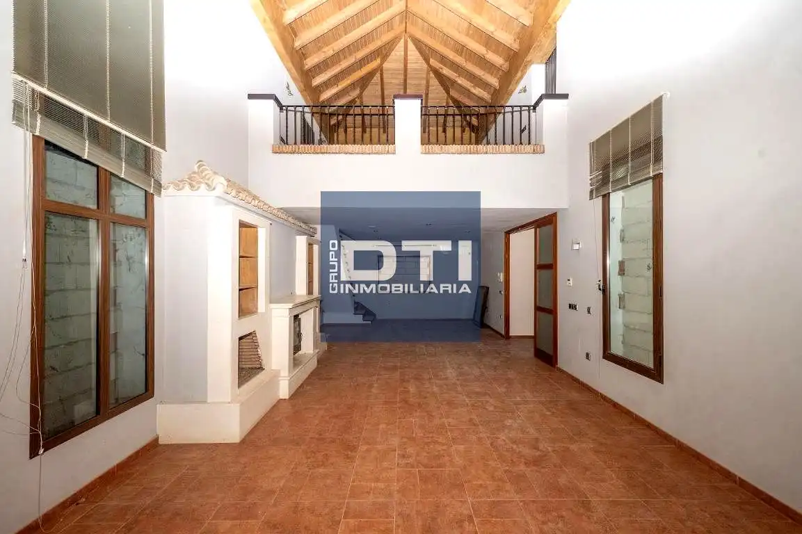 Casa amb piscina en venda a Urbanización Las Alondras, imagen 9