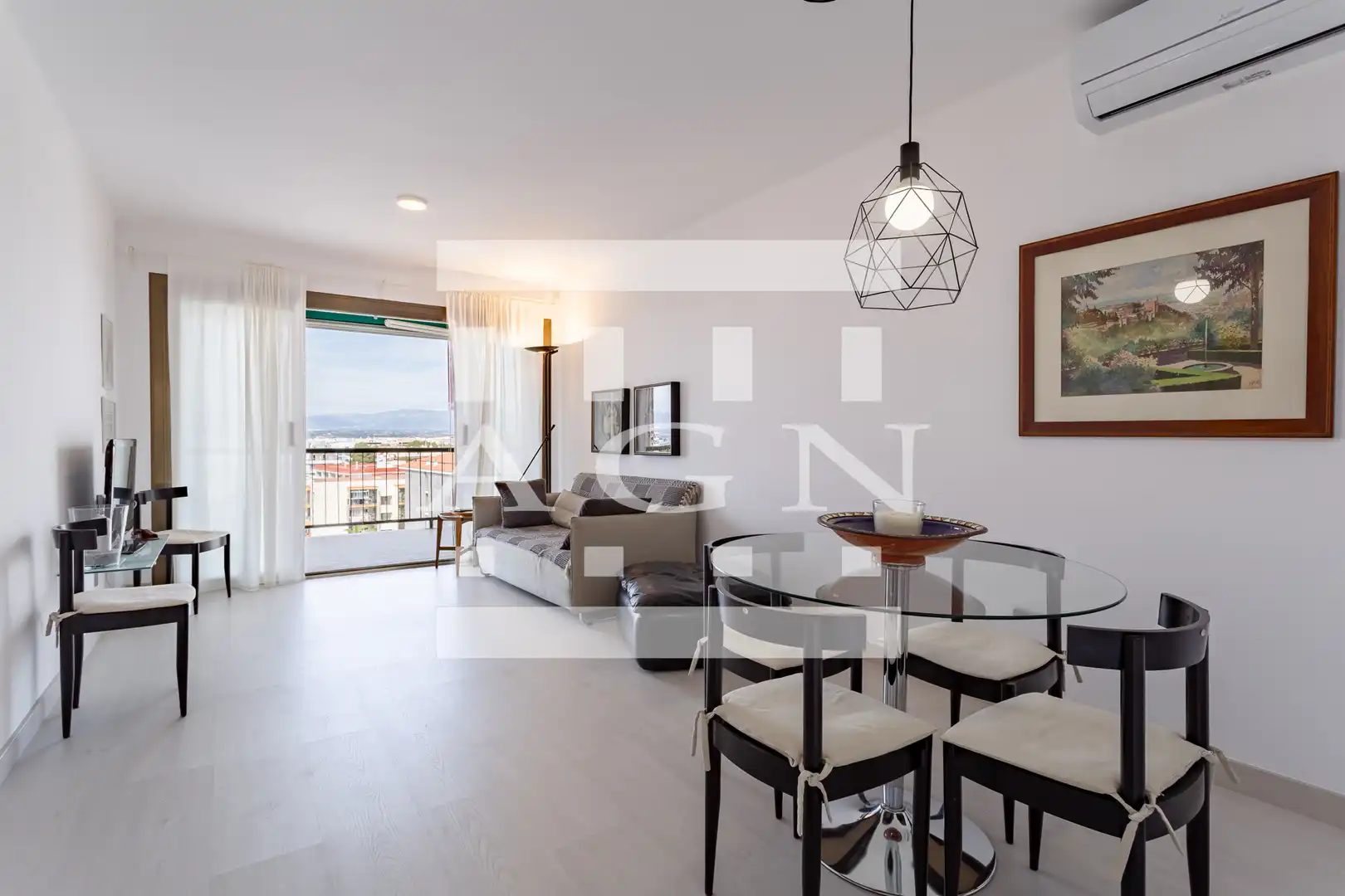 Wohnzimmer von Wohnung zum Verkauf in Salou mit Klimaanlage, Heizung und Terrasse