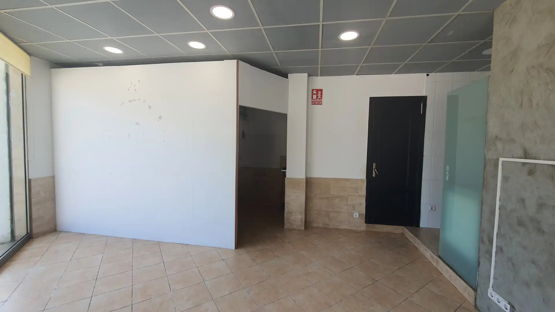 Local comercial de lloguer a Carrer Lluís Companys 1, imagen 4