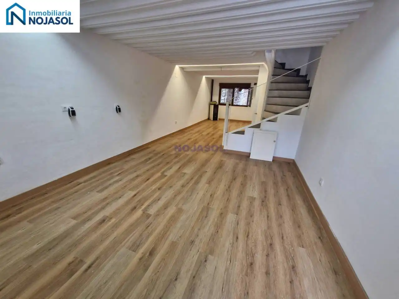 Casa adosada en venda en Ramales de la Victoria amb Calefacció i Terrassa