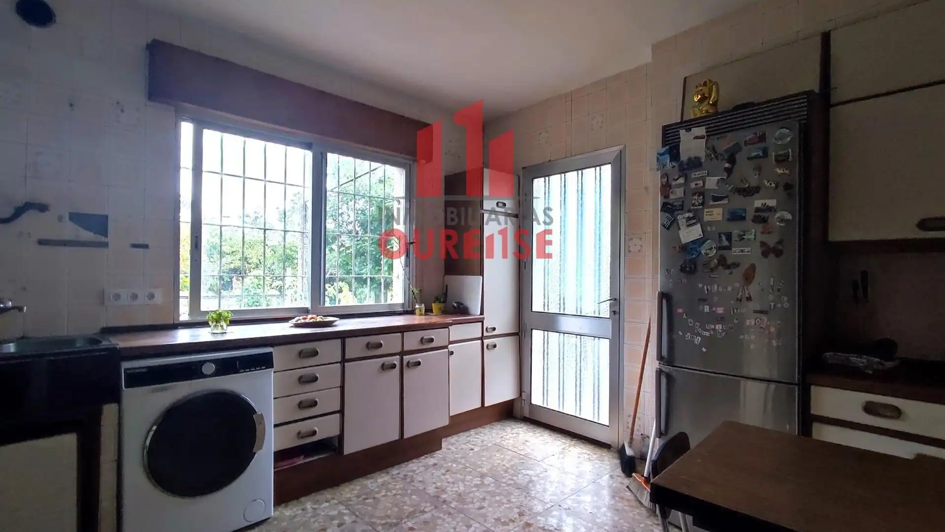 Kitchen of Houses for sale in Ourense Capital   with Private garden, Terrace and Storage room