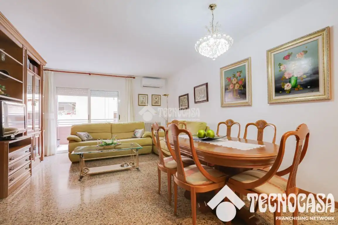 Living room of Flat for sale in Sant Boi de Llobregat  with Air Conditioner, Heating and Terrace