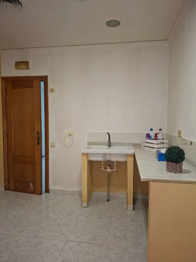 Commercial properties for rent in Valencia, Valencia