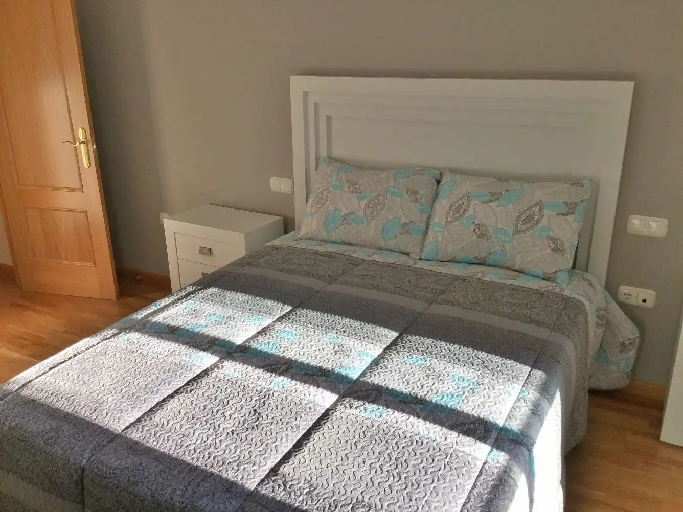 Habitación de Piso en venta en Benavente con Amueblado
