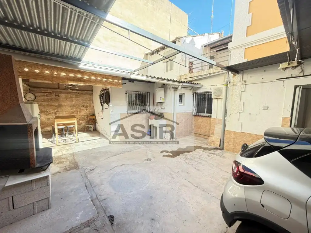 Vista exterior de Casa o xalet de lloguer en Alzira amb Aire condicionat i Terrassa