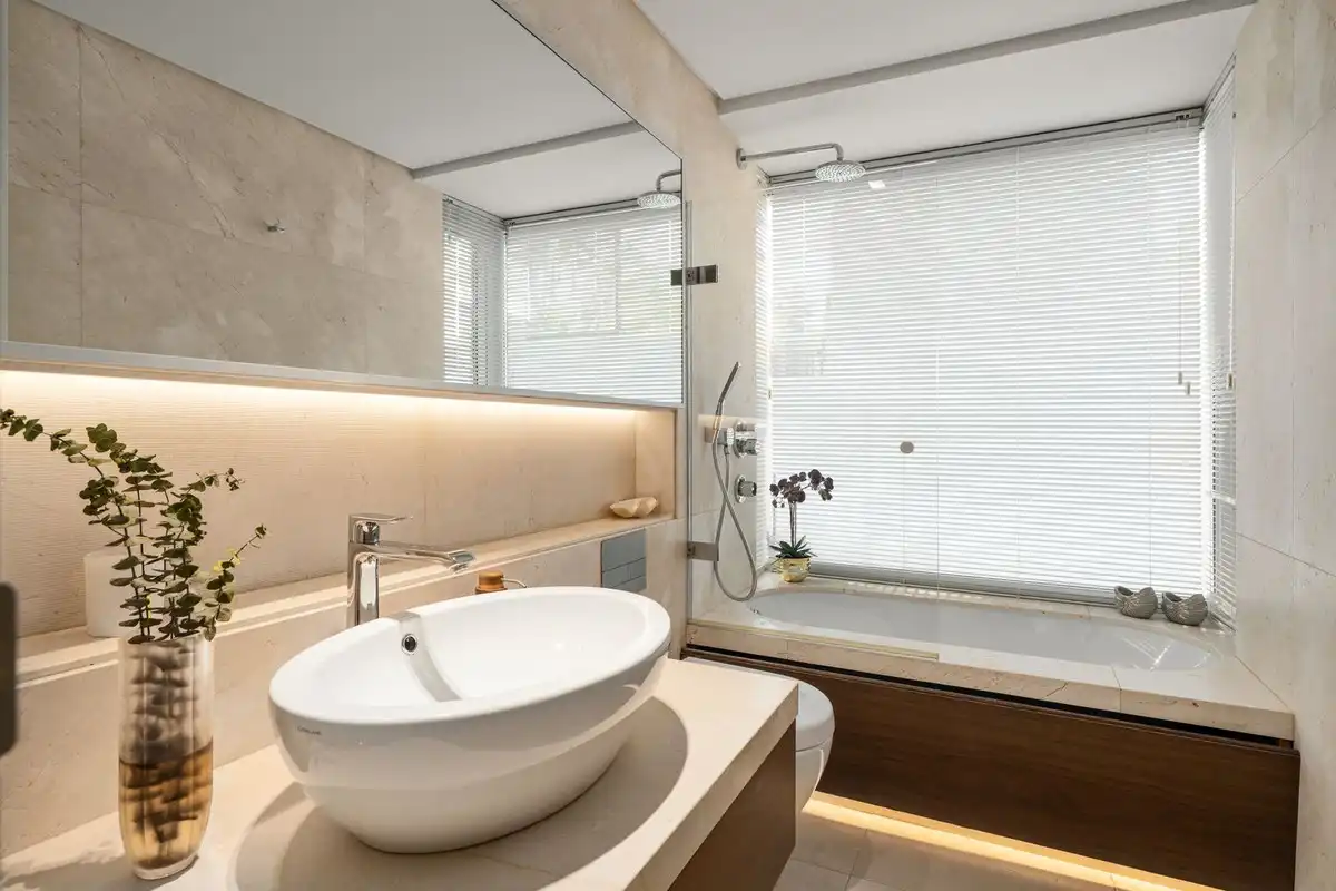Bathroom of Detached homes for sale in Marbella  with Air Conditioner, Private garden and Terrace