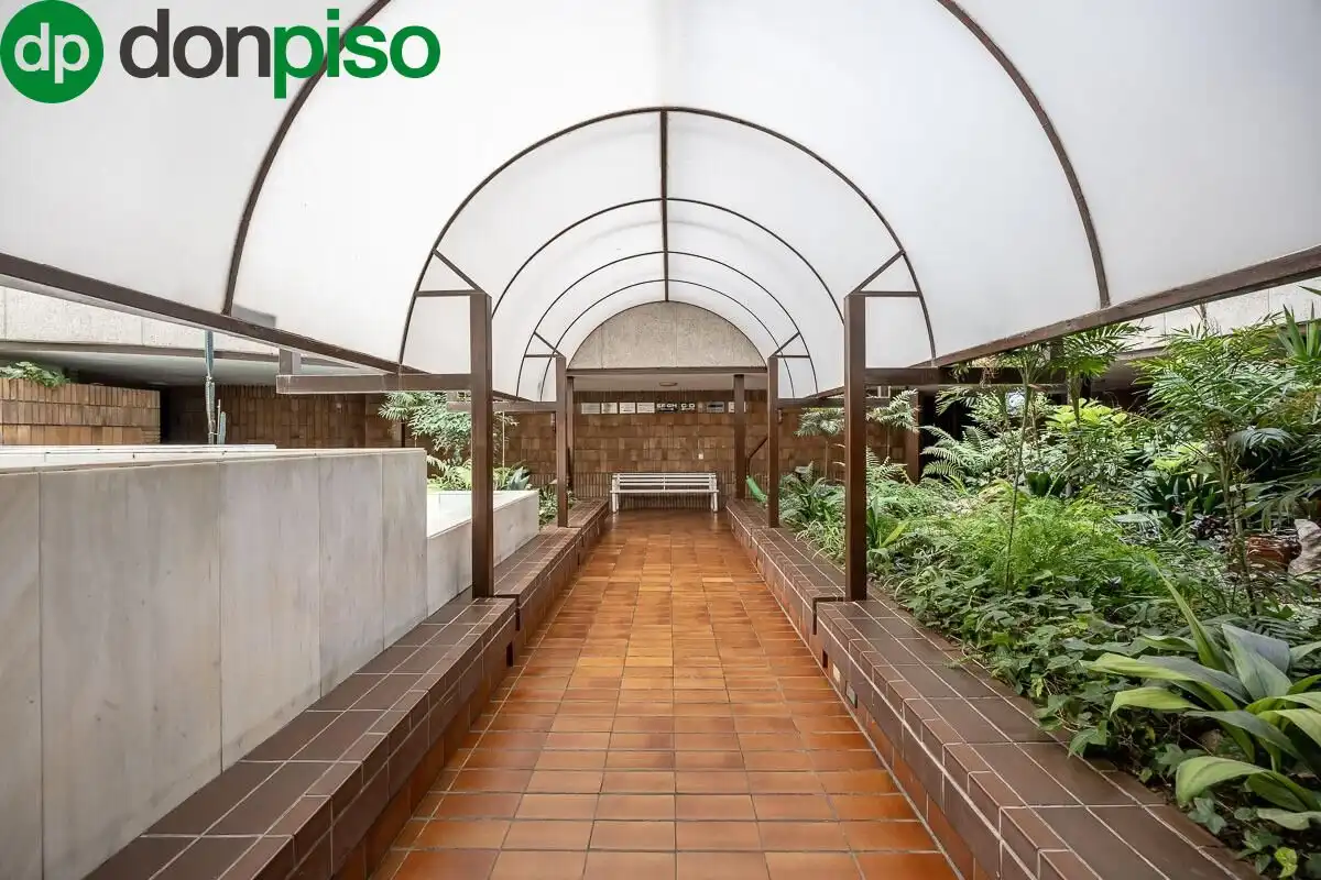 Flat for sale in Granada  with Air Conditioner, Heating and Terrace