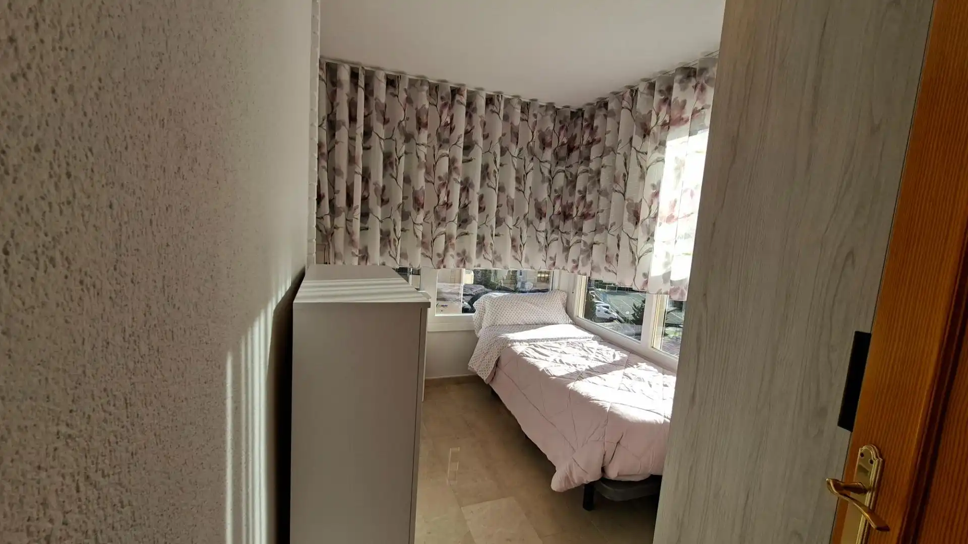 Bedroom of Flat for sale in Benidorm  with Private garden, Terrace and Furnished