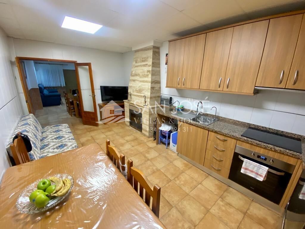 Kitchen of House or chalet for sale in Mutxamel  with Air Conditioner, Private garden and Terrace