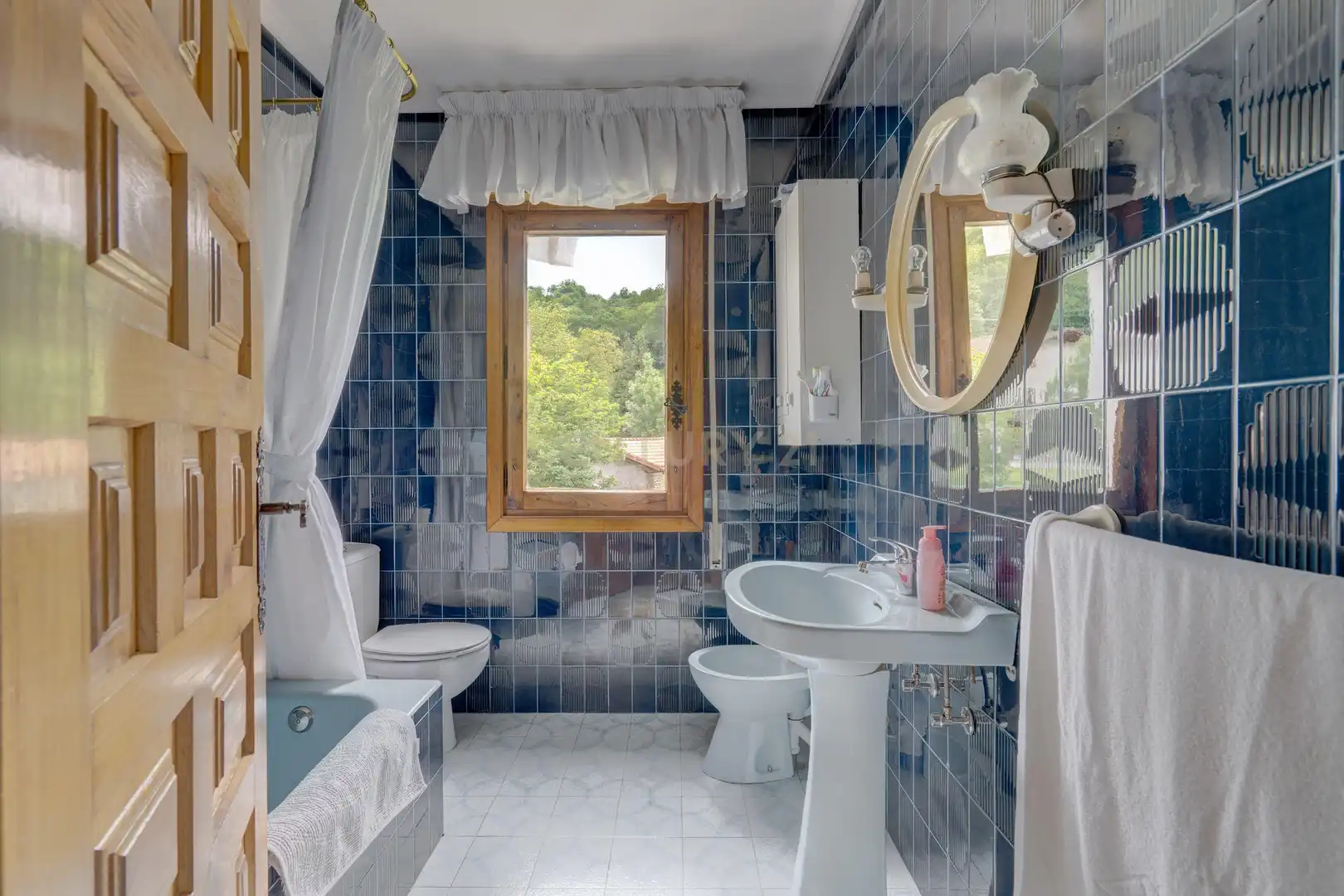 Bathroom of Flat for sale in Oiz  with Private garden and Storage room