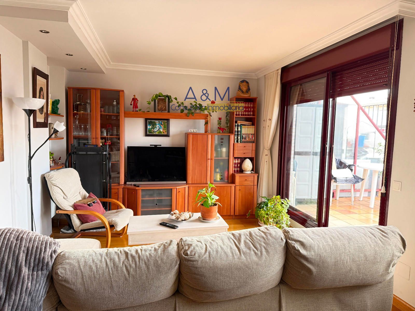 Sala d'estar de Pis en venda en Valladolid Capital amb Calefacció, Terrassa i Traster