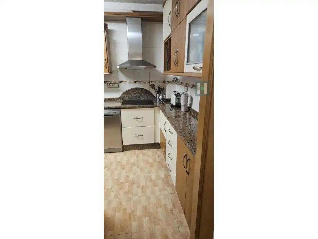 Piso en venta en Calle Ángel Bruna, Alameda