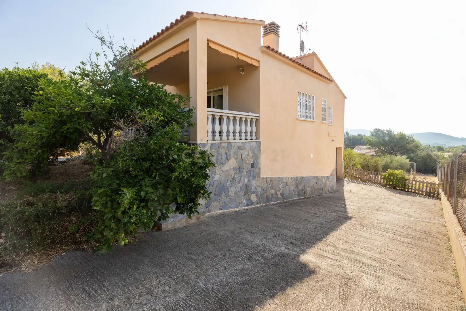 Exterior view of Houses for sale in El Montmell  with Air Conditioner and Private garden