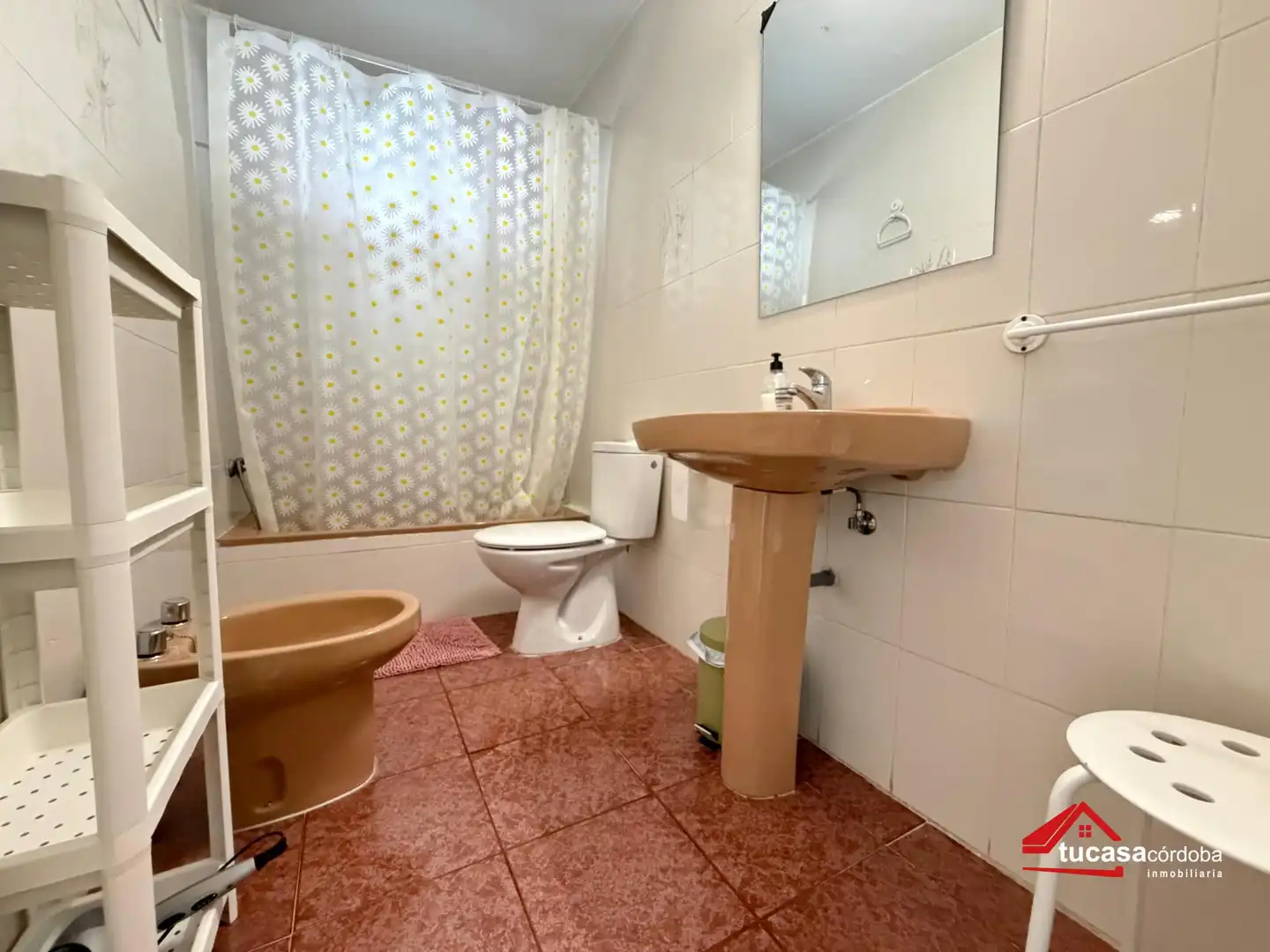 Bathroom of Flat for sale in Córdoba  with Air Conditioner and Heating