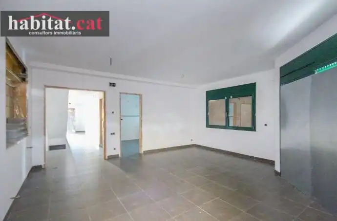 House with garden for sale in Olivella