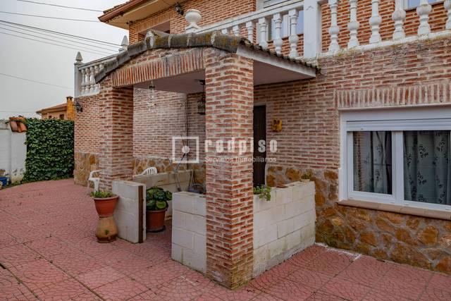 Casa-chalet en Venta en Casarrubios del Monte pueblo