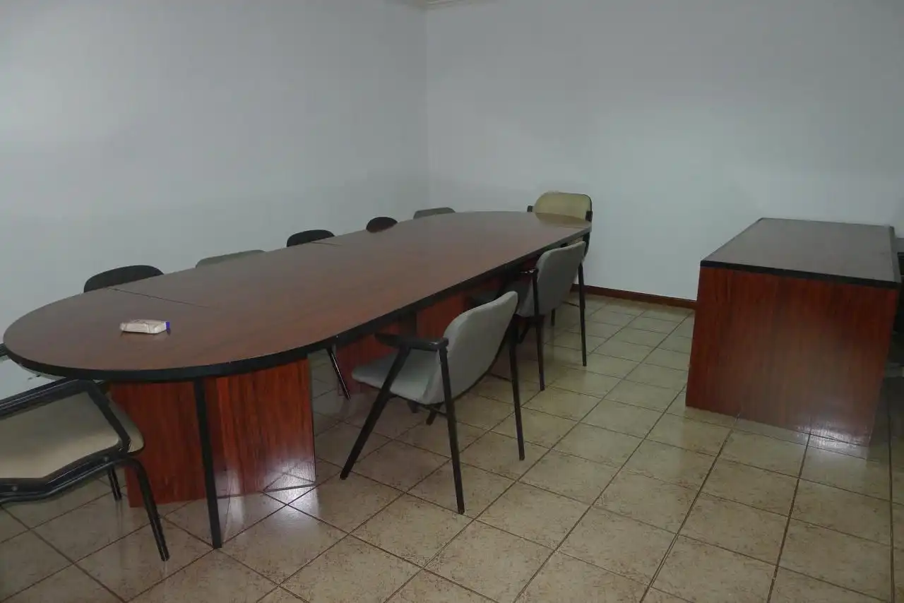Oficina de alquiler en Rua Do Bierzo, 32, Universidad