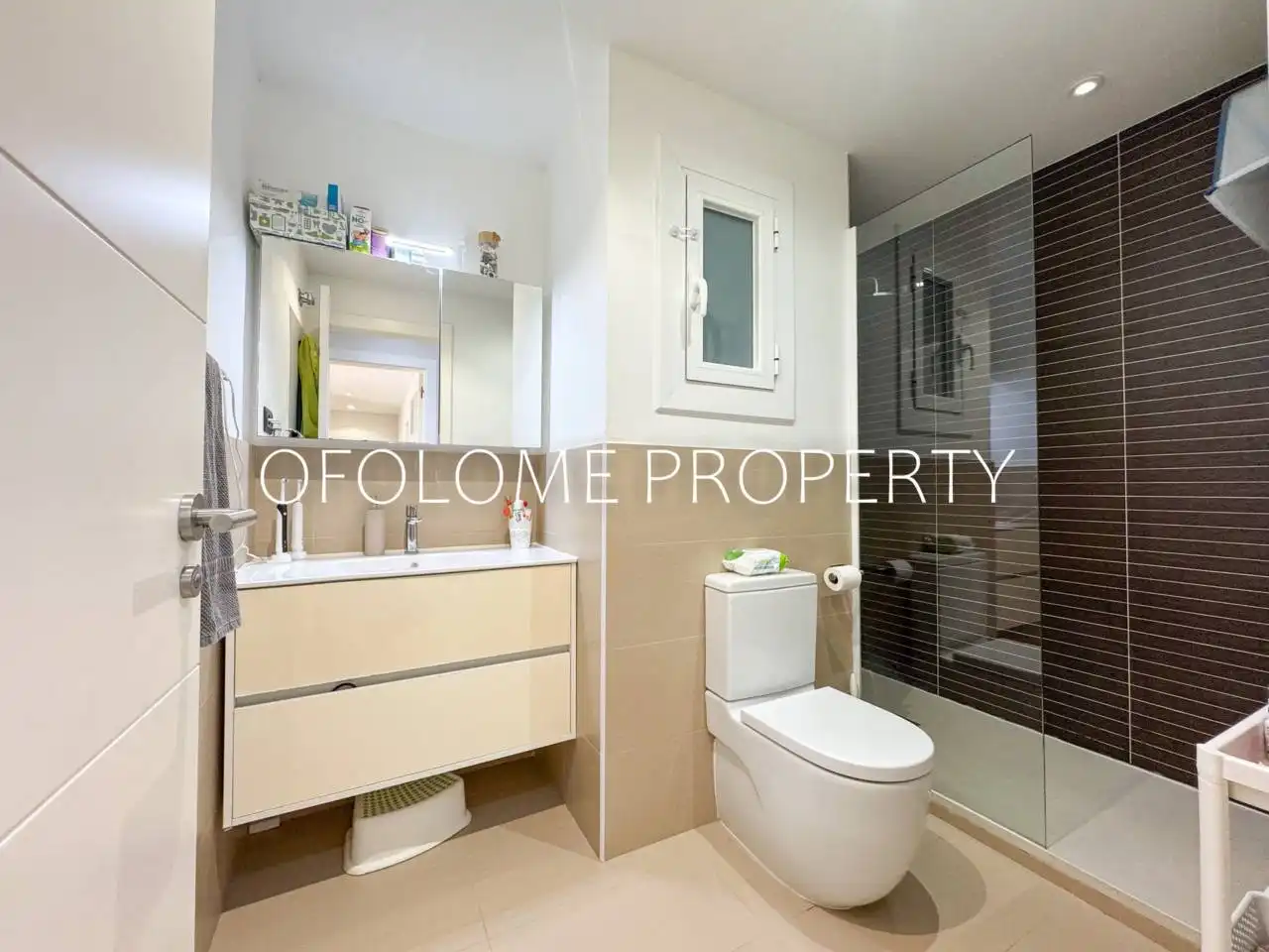 Bathroom of Flat for sale in Sabadell  with Parquet flooring and Balcony
