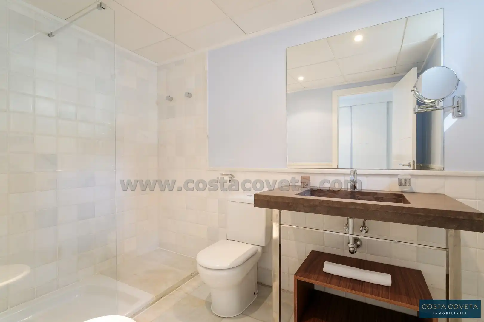 Badezimmer von Erdgeschoss zum Verkauf in El Campello mit Klimaanlage, Heizung und Terrasse