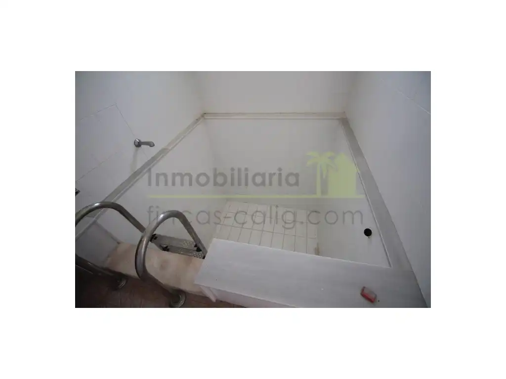 Bany de Casa o xalet en venda en Vinaròs amb Jardí privat, Terrassa i Piscina