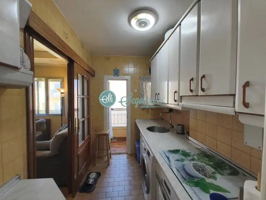 Cocina de Piso en venta en Segovia con Calefacción, Parquet y Terraza