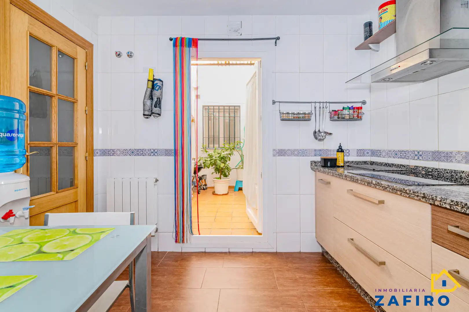 Küche von Haus oder Chalet zum Verkauf in Alhendín mit Heizung, Parkett und Abstellraum