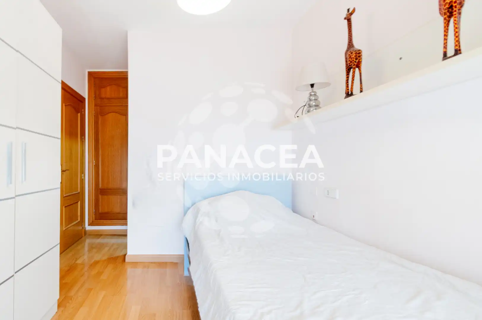 Habitación de Ático en venta en Roquetas de Mar con Aire acondicionado, Terraza y Amueblado