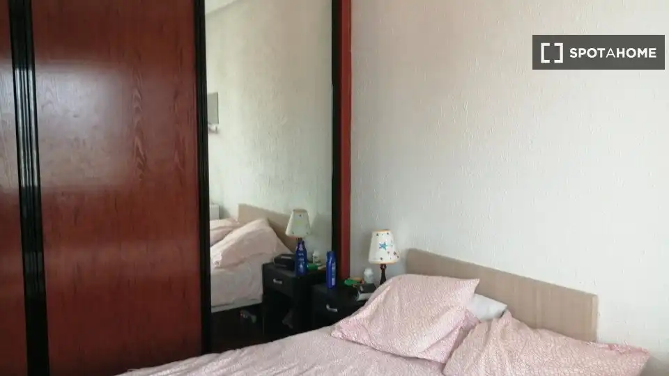 Room in 2º Ensanche