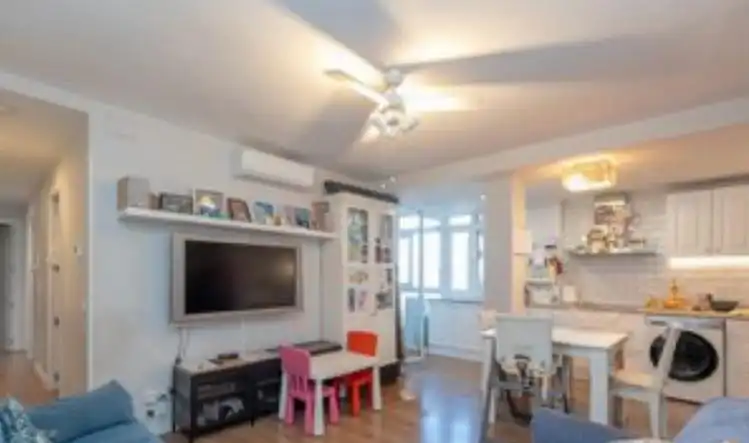 Sala d'estar de Pis en venda en Carabanchel