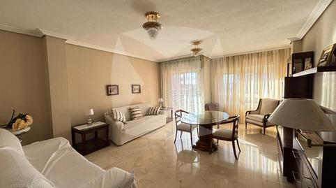 Foto 3 de Pis de lloguer a Avenida Sinforiano Madroñero, Valdepasillas - La Paz - Huerta Rosales, Badajoz Capital