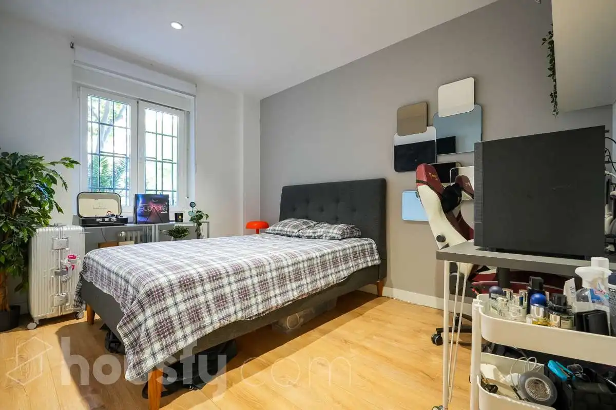 Bedroom of Duplexes for sale in Madrid  with Air Conditioner, Heating and Storage room