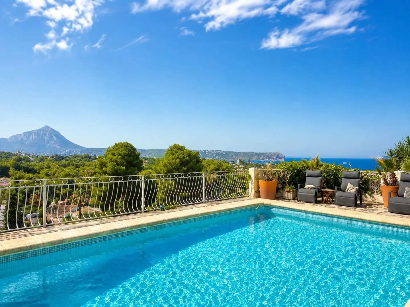 Piscina de Casa o xalet en venda en Jávea / Xàbia amb Aire condicionat, Calefacció i Jardí privat