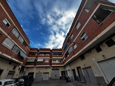 Flat with balcony for sale in Alhama de Murcia ciudad