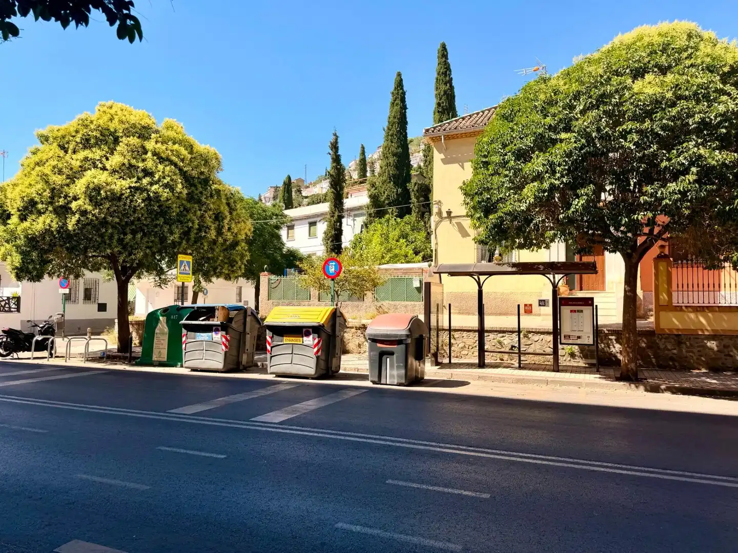 Exterior view of Flat for sale in Granada  with Furnished