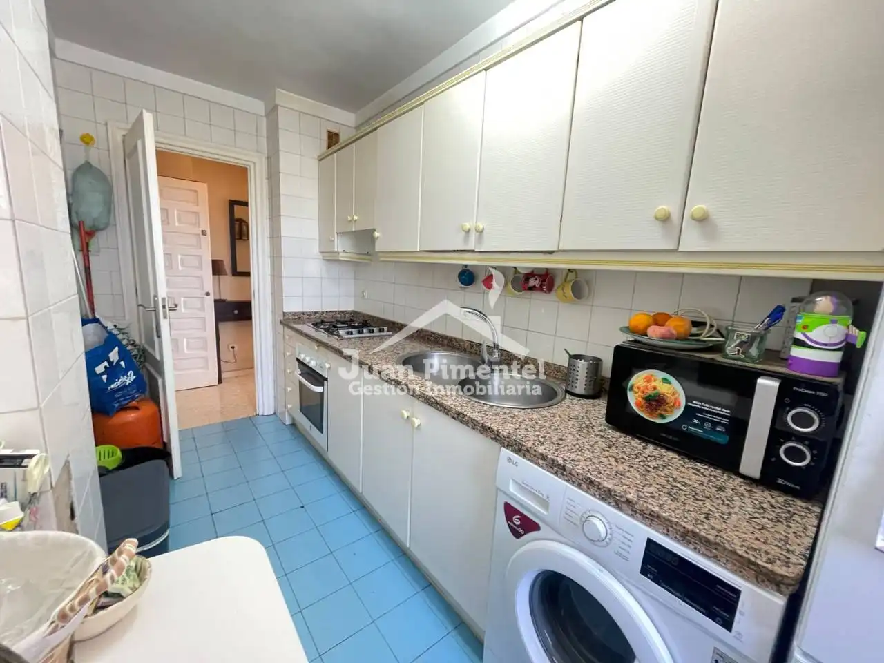 Cocina de Piso en venta en Estepona con Trastero, Amueblado y Balcón