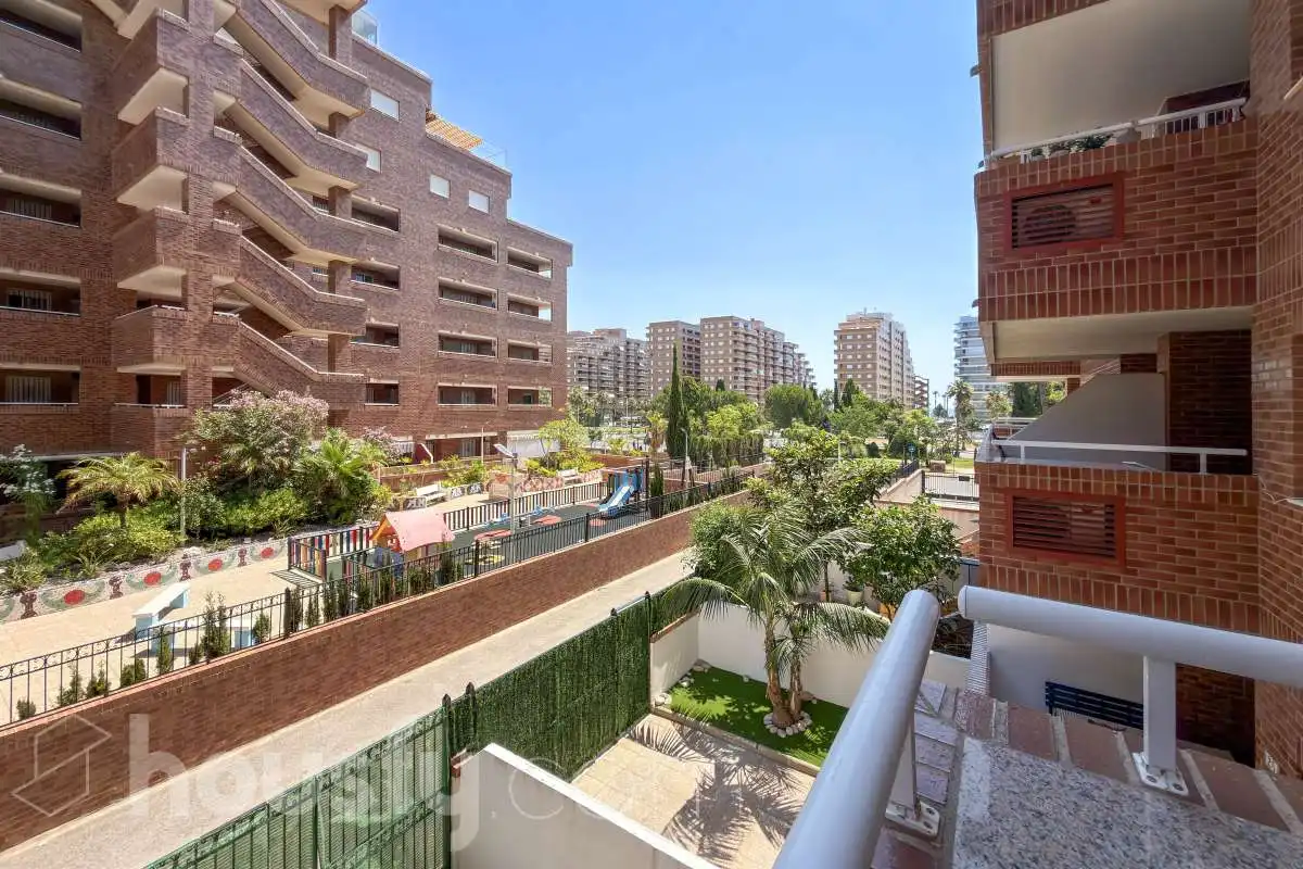 Exterior view of Flat for rent in Oropesa del Mar / Orpesa  with Air Conditioner, Terrace and Balcony