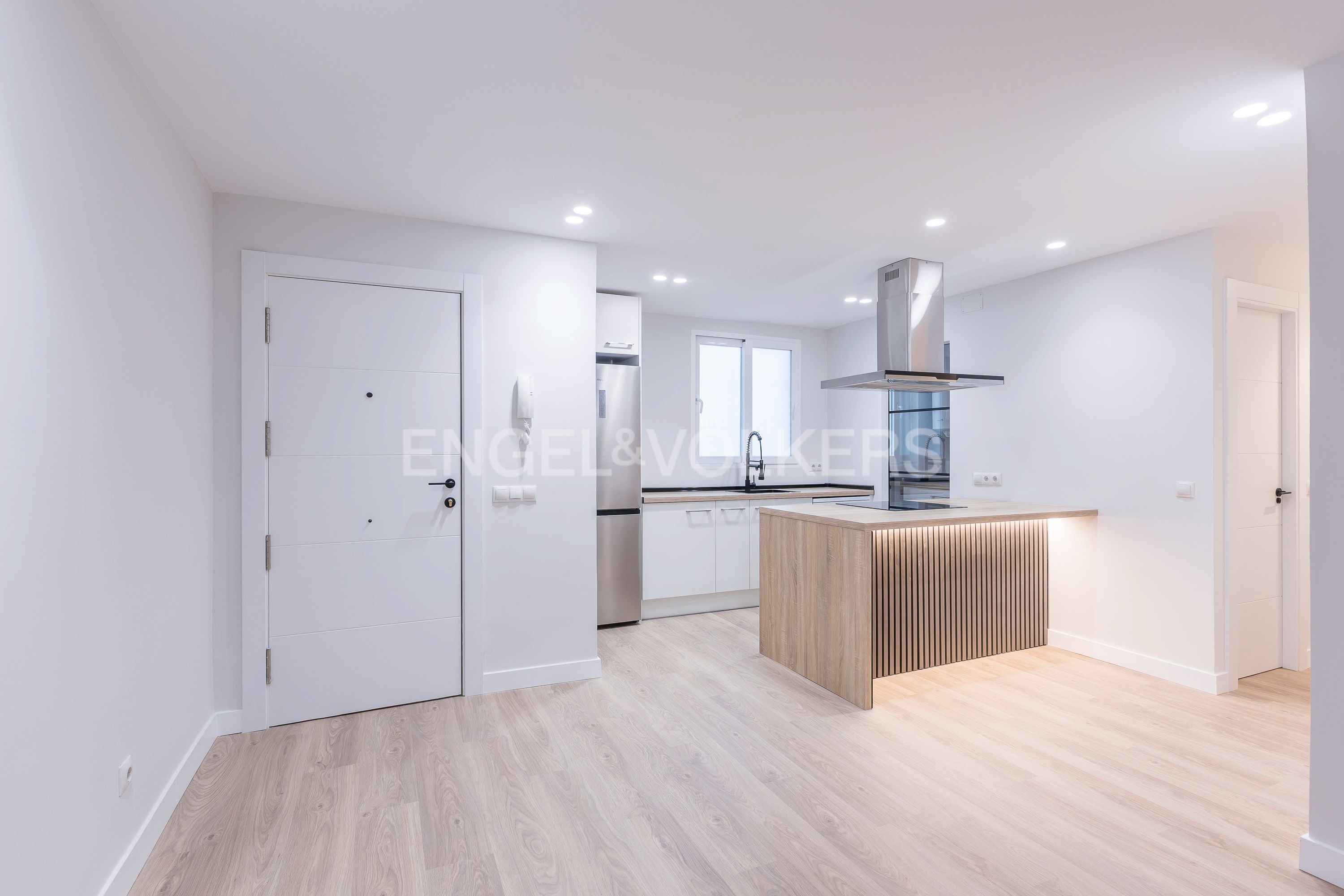 Kitchen of Apartment for sale in  Madrid Capital  with Air Conditioner and Heating
