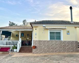 Vista exterior de Casa o xalet en venda en Alhama de Murcia amb Calefacció, Jardí privat i Traster