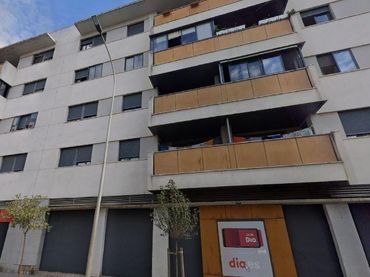 Piso en venta en Calle Serenata 127