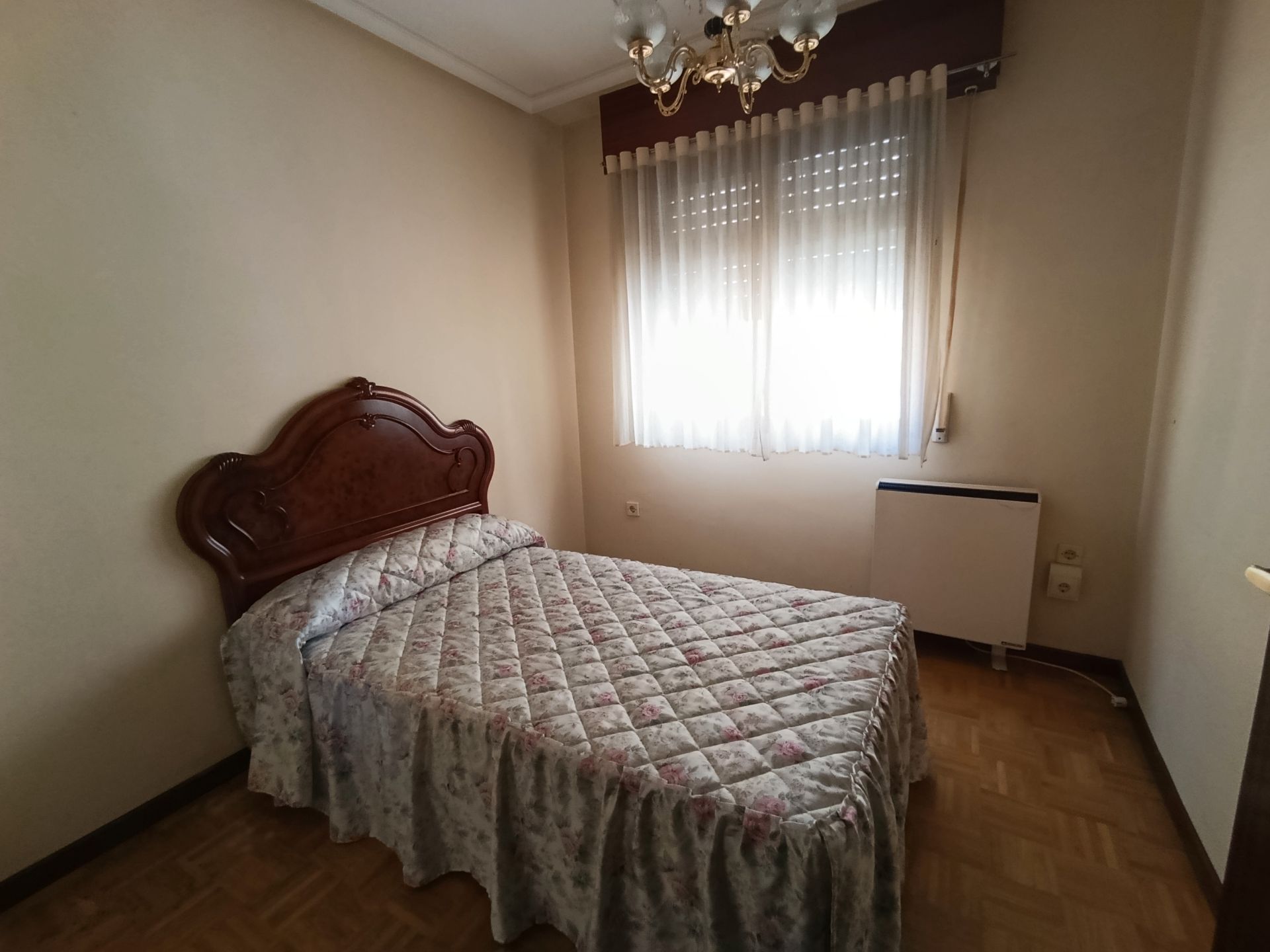 Dormitori de Àtic en venda en Benavente amb Calefacció i Parquet